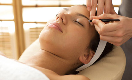 Bright Look Beauty Parlour Pammal - 50% off on beauty services. Get facial, bleach, manicure, haircut and more!