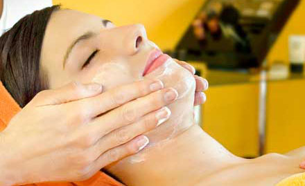 Sansar Beauty Parlour Babatpur - 25% off on beauty services. Enjoy facial, cleanup, hair spa, haircut and more!