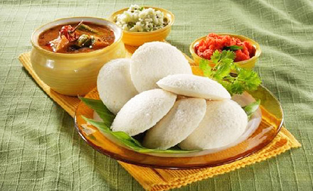 Snack Centre Navi Mumbai - 25% off on total bill. Enjoy papdi chaat, sev puri and South Indian delights!