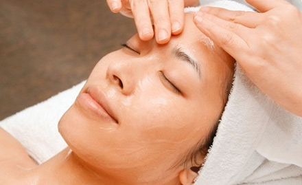 Mirabelle Spa & Salon Kotha Pet - Upto 82% off on beauty & hair care services. Get facial, haircut, hair spa and more!