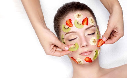 The Glamity Unisex Salon Sector 54, Gurgaon - Upto 64% off on salon services. Get fruit facial, bleach, manicure, pedicure, haircut, head massage and more!