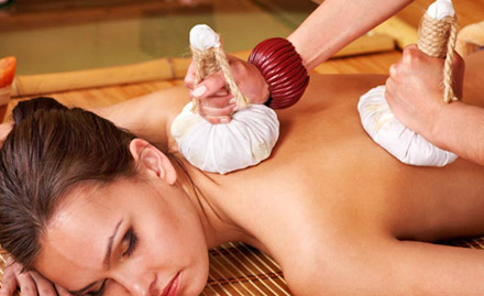 Amrit Panchkarma Yoga and Nature Cure Centre Sector 22 - Rs 449 for body massage, head massage & steam!