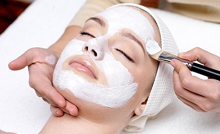 Ocean Herbal Beauty Parlour Manapakkam - 50% off on facials. Choose from herbal, gold, diamond, pearl, fruit facial and more!

