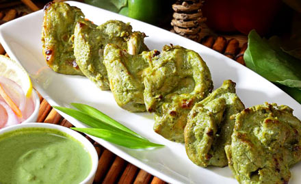 Hotel Food King Nalasopara - 20% off on total bill. Enjoy North Indian, South Indian and Chinese cuisines!