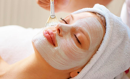 Coral's Salon & Spa Lower Parel - 35% off on a minimum billing of Rs 1000. Get facial, bleach, manicure, pedicure and more!