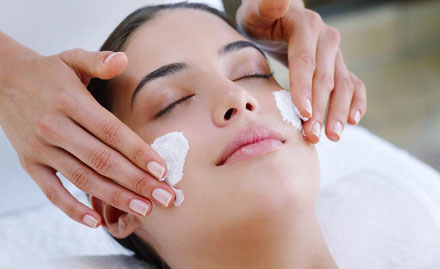 The Women's Era Beauty Clinic & Institute Mansarovar - 40% off on facial, cleanup, manicure, pedicure, waxing, hair spa, hair rebonding and more!