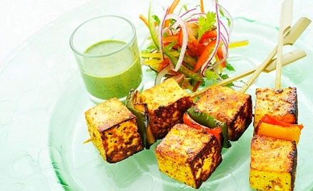 Bhojanam Pure Veg Restaurant Cantonment - Upto 25% off on food and beverages. Enjoy pure vegetarian North Indian delicacies!