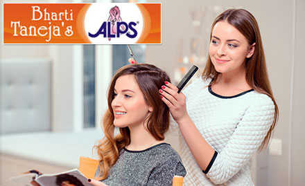 Bharti Taneja Alps Cosmetic Clinic Pvt Ltd Lajpat Nagar 2 - Upto 30% off on haircut or bridal makeup package. Get makeup, dress draping and hair styling!