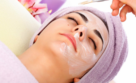 Nu Friends Salon Salt Lake - 40% off on a minimum billing of Rs 300. Get facial, manicure, pedicure, hair spa and more!