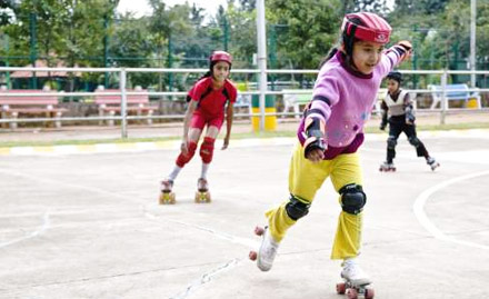 Skating And Swimming Sports Center R K Puram - 4 skating classes at just Rs 49. Also get 20% off on further enrollment!