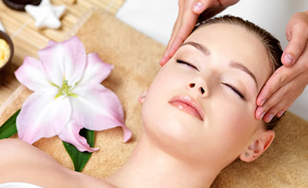 Madrena Spa Rajouri Garden - 699 for full body massage and shower. Get Thai, Traditional, Balinese or Swedish massage!