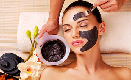 Freezing Beauty Parlour Korattur - Upto 55% off on pedicure spa and hair straightening!