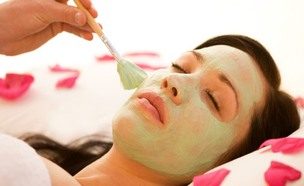 Essensuals Unisex Salon New Town - 40% off on a minimum billing of Rs 500. Get facial, bleach, waxing, haircut and more!