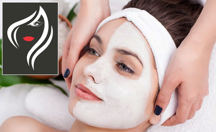 Coiffure Unisex Salon Ambawadi - 40% off on a minimum billing of Rs 500. Get facial, cleanup, hair spa, manicure and more!