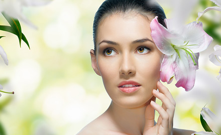 Kransy Beauty Salon Porur - 40% off! Get facial, cleanup, manicure, haircut, hair spa and more!