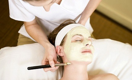 La Bellezza Hair & Skin Spa Salon Dover Lane - Rs 370 for fruit facial, haircut and more worth Rs 1600!