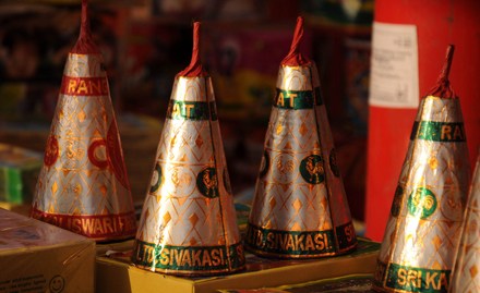 Navjeevan Brass Band Charbagh - 30% off on crackers
