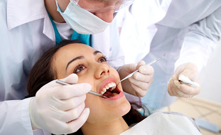 Bright Smile Dental Clinic Kothrud - Rs 290 for dental consultation, scaling, polishing and x-ray