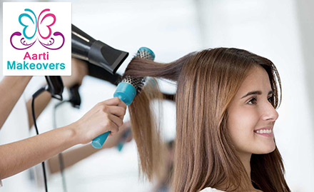Aarti Makeovers & Makeup Academy Yamuna Vihar - Rs 199 for haircut and blow dry worth Rs 500