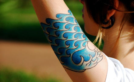 Tattoo In Nirman Vihar - Show your attitude with 40% off on permanent tattoo!