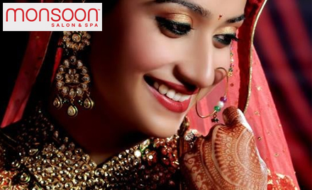 Monsoon Salon Connaught Place - Upto 50% off on bridal, party & light makeup!