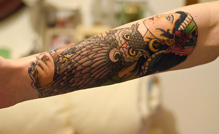 Live-Ink Tattoo & Piercing Studio Santacruz East - Need a tattoo therapy? 40% off on permanent tattoo!