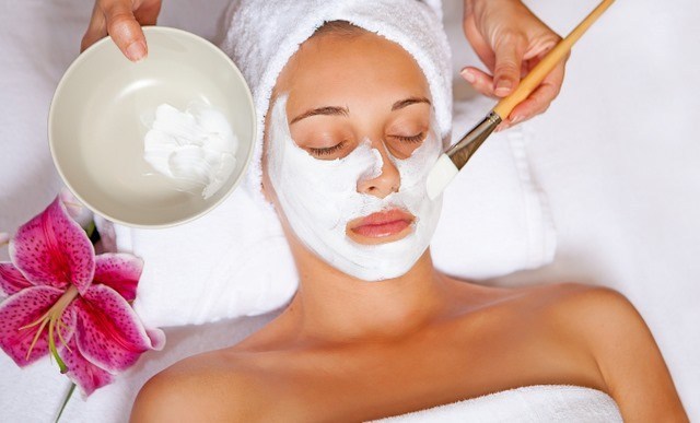 Hair & Spa Ladies Beauty Parlour Wakad - Get upto 75% off on facial, body polishing, hair cut & more!