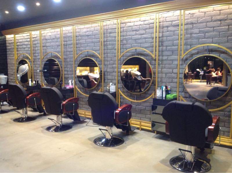 Hair Masters Luxury Salon deals in Ashok Vihar Phase 2, Delhi NCR, reviews,  best offers, Coupons for Hair Masters Luxury Salon, Ashok Vihar Phase 2 |  mydala